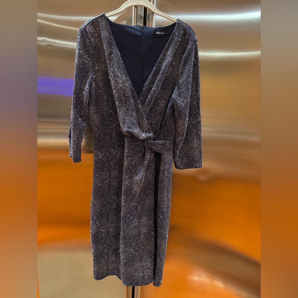 Onyx Navy and Silver Sparkling Wrap 3/4 Sleeve Dress size Large Fully Lined
